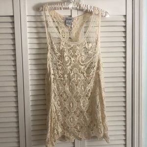 Cream(off white) Tank Top. Lace Design
